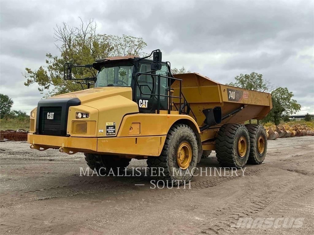 CAT 740 GC Tombereau articulé