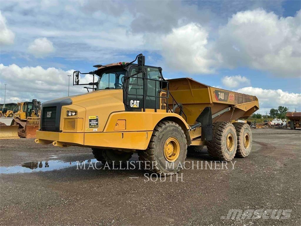 CAT 740 GC Tombereau articulé