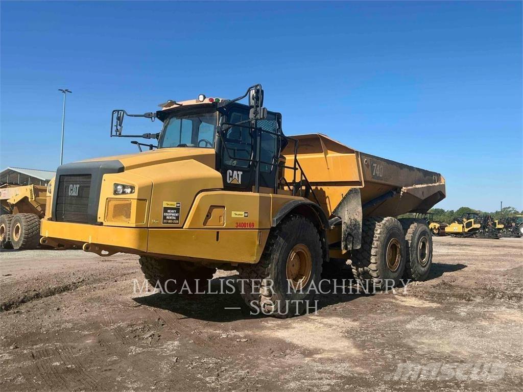 CAT 740 GC Tombereau articulé