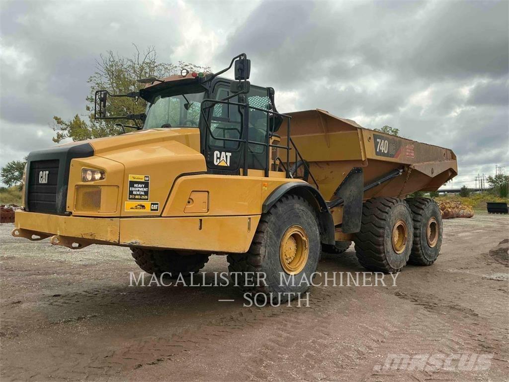 CAT 740 GC Tombereau articulé