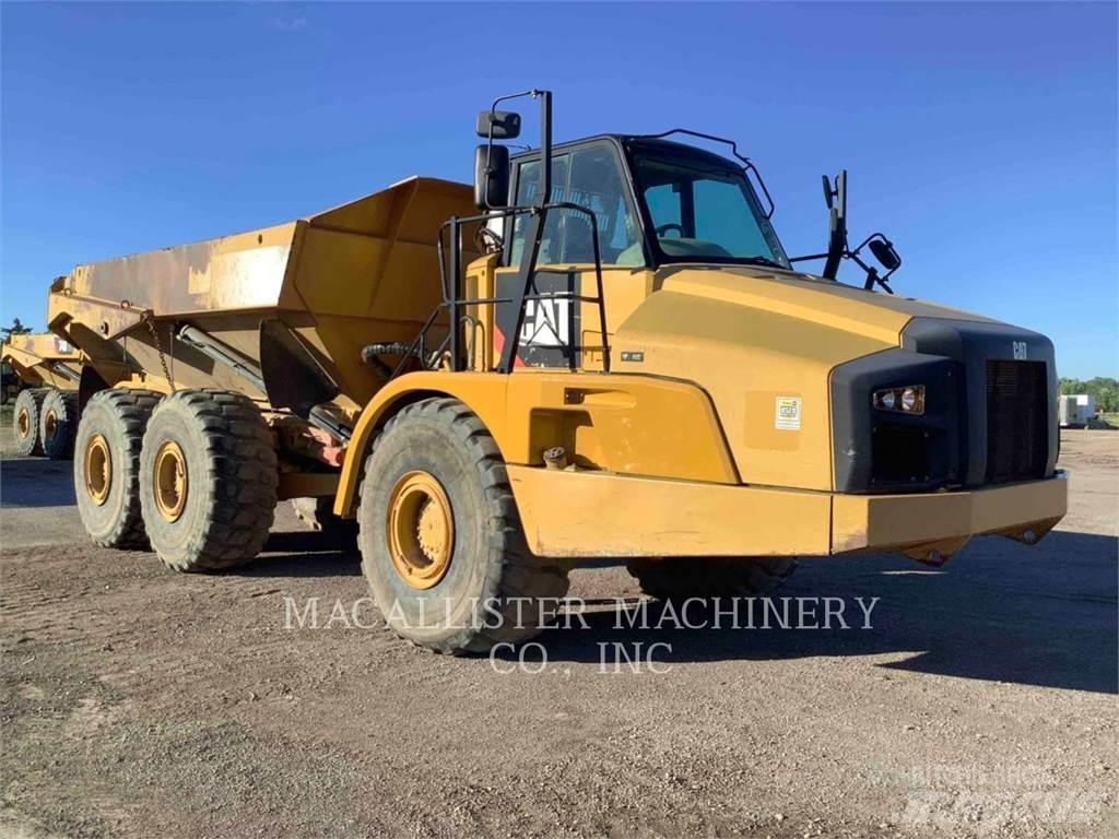CAT 740B Tombereau articulé