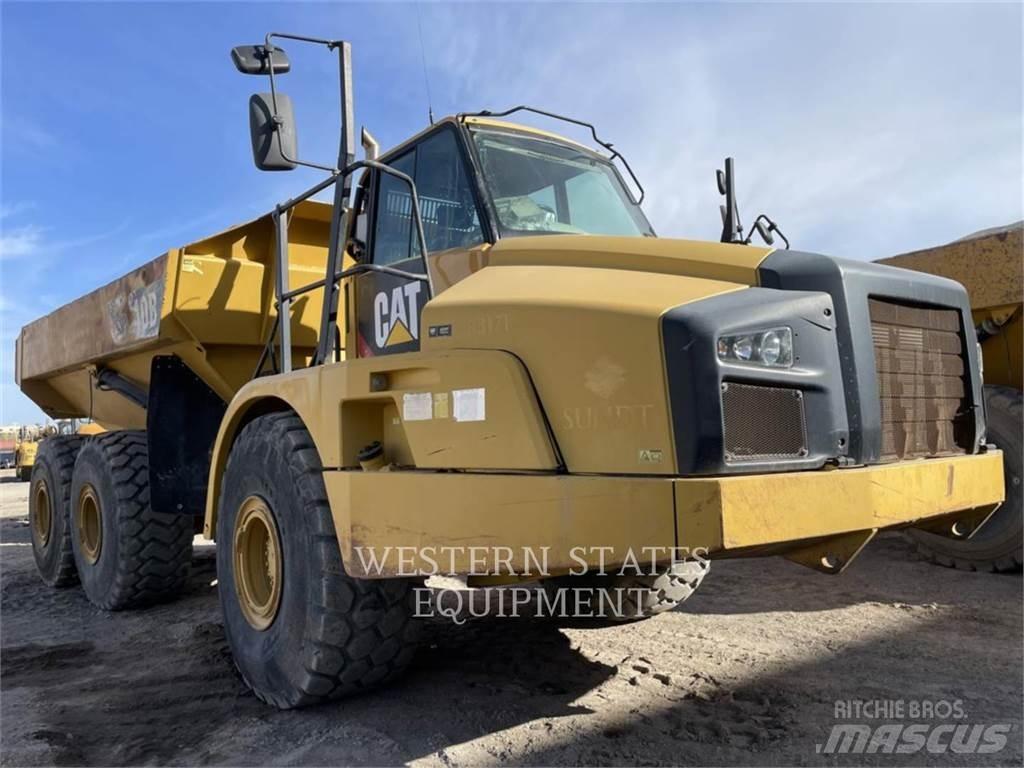 CAT 740B Tombereau articulé