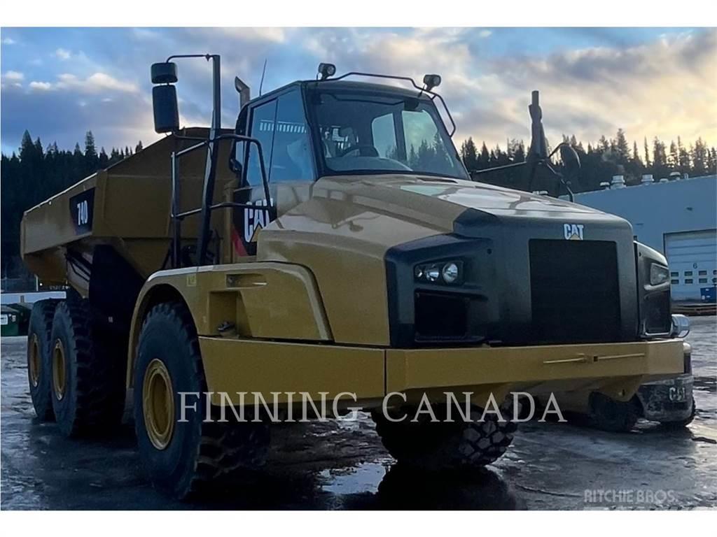CAT 740B Tombereau articulé
