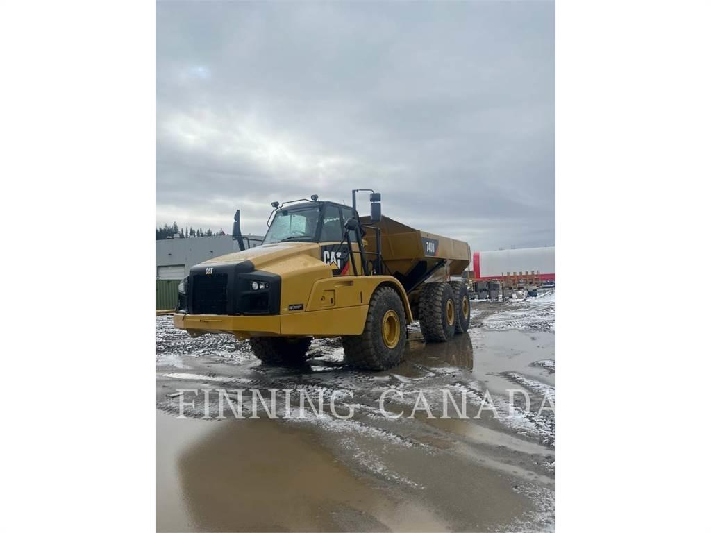 CAT 740B Tombereau articulé