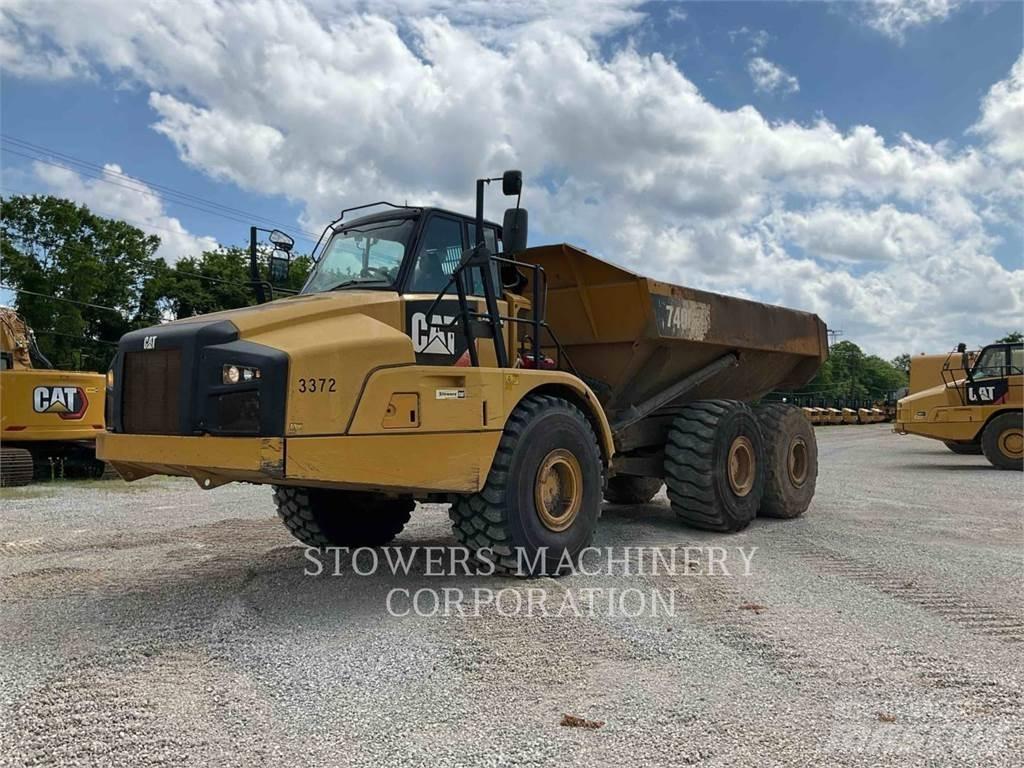 CAT 740B Tombereau articulé