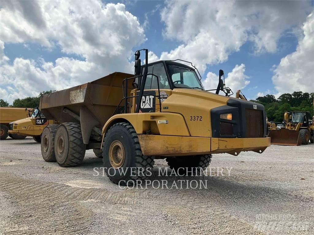 CAT 740B Tombereau articulé