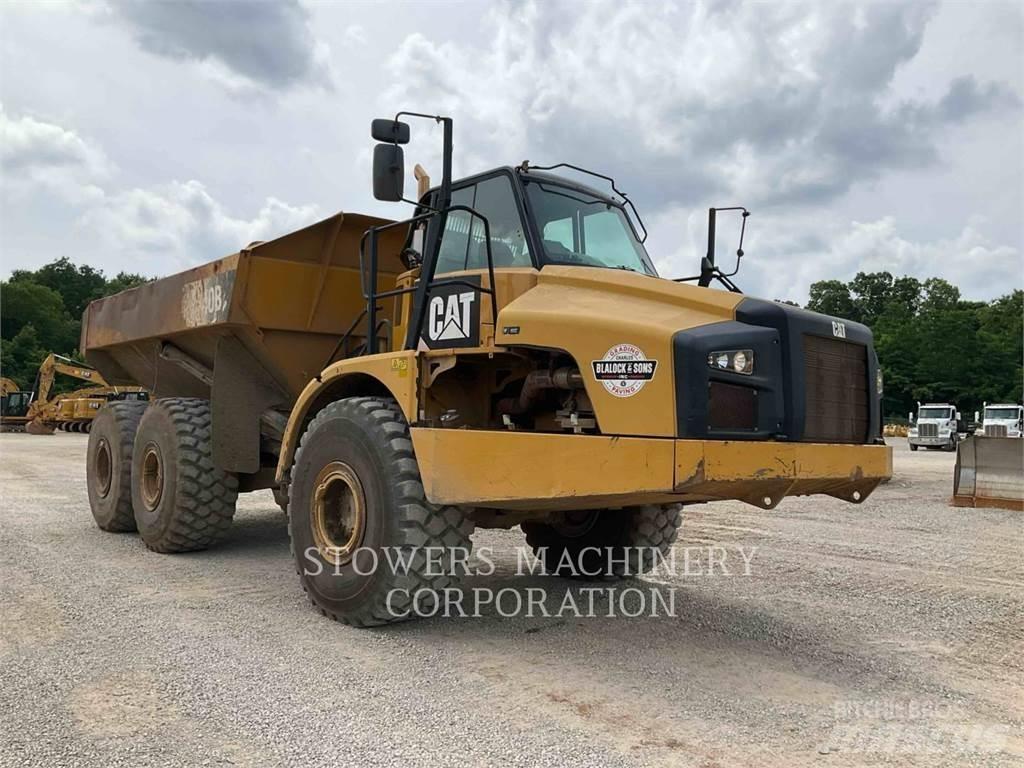 CAT 740B Tombereau articulé