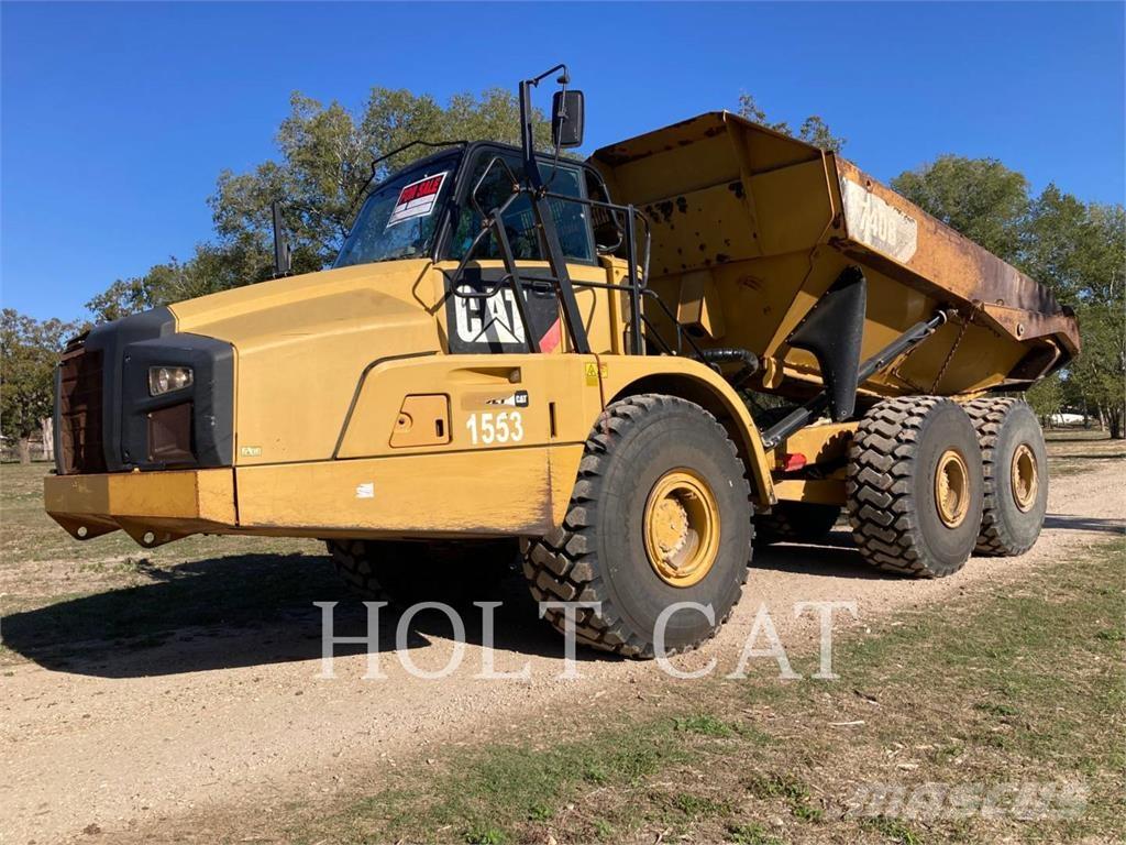 CAT 740B Tombereau articulé