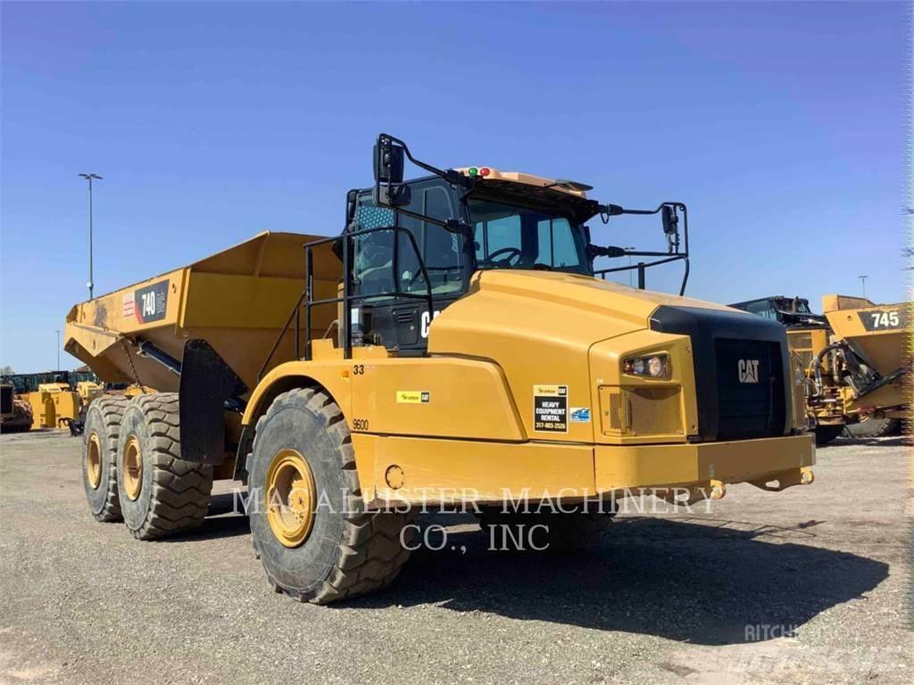 CAT 740GC Tombereau articulé