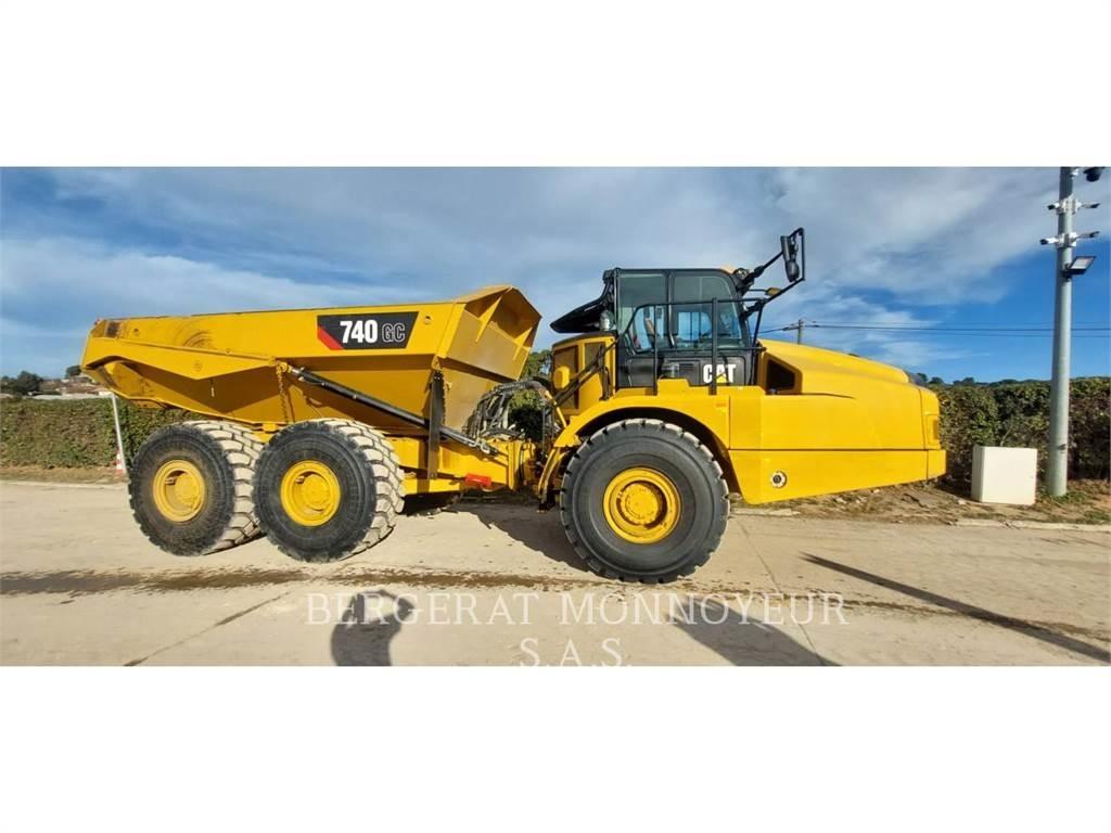 CAT 740GC Tombereau articulé