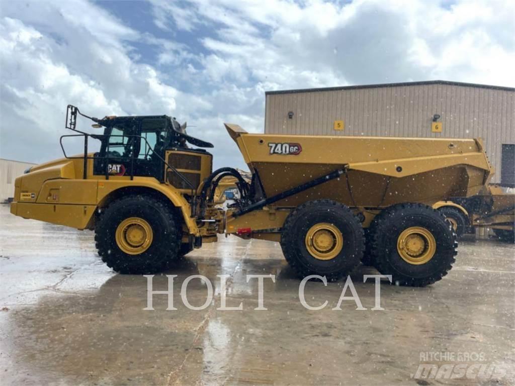 CAT 740GC Tombereau articulé