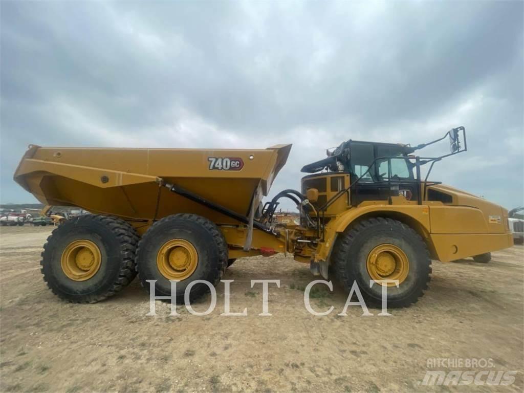 CAT 740GC Tombereau articulé