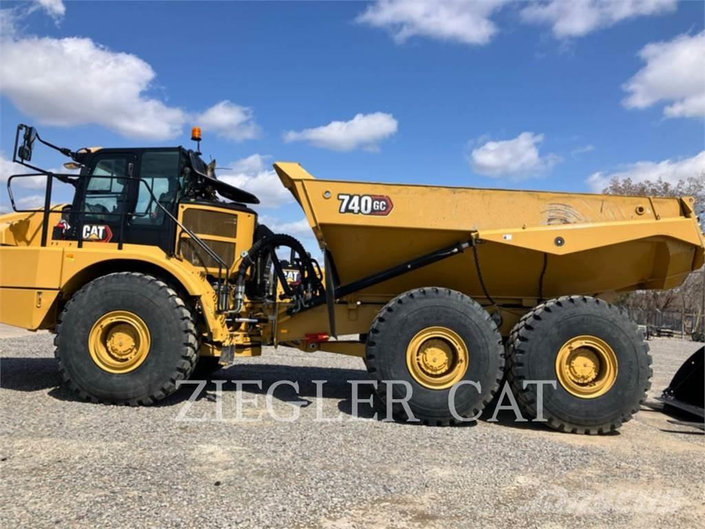 CAT 740GC Tombereau articulé