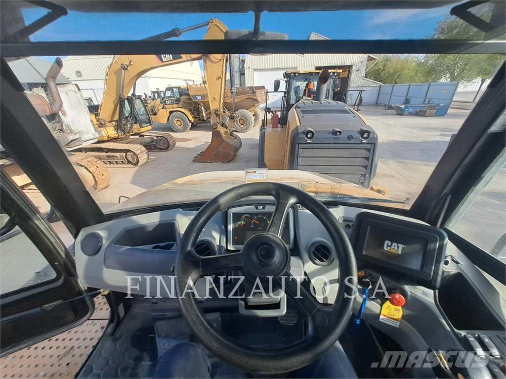 CAT 740GC Tombereau articulé