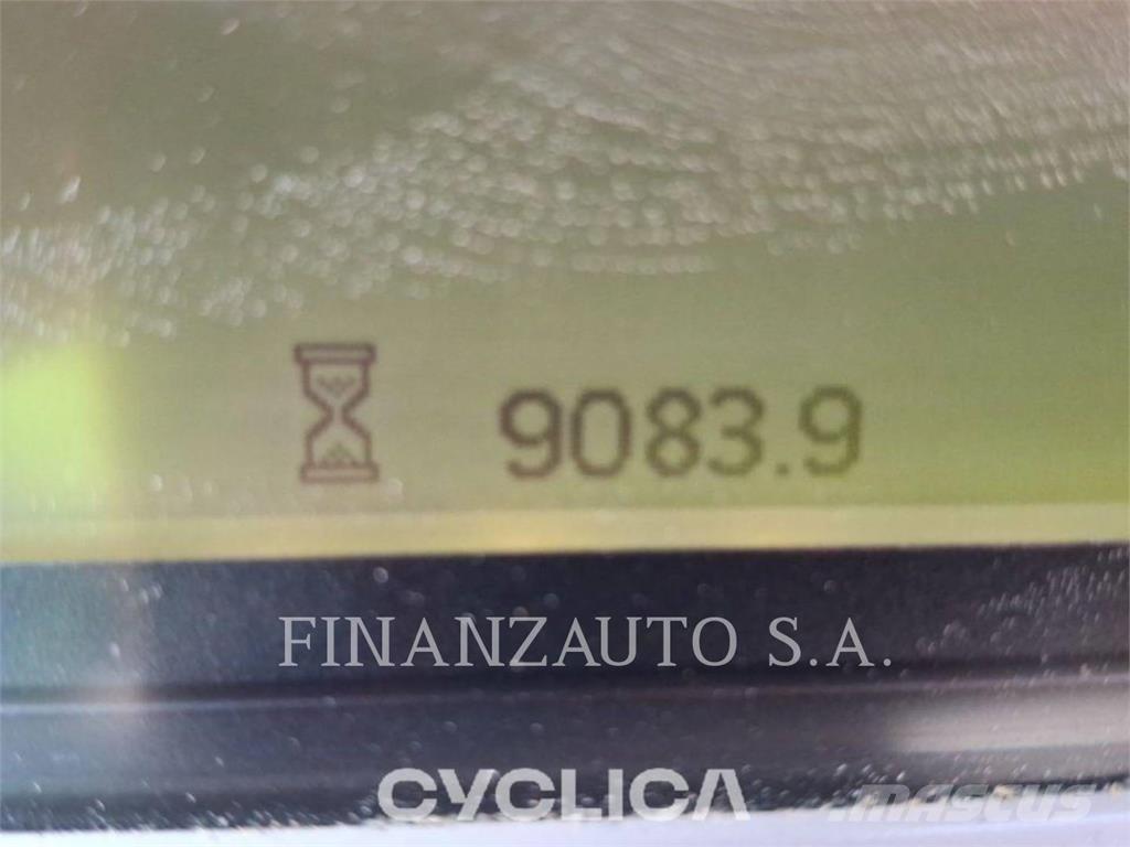 CAT 740GC Tombereau articulé