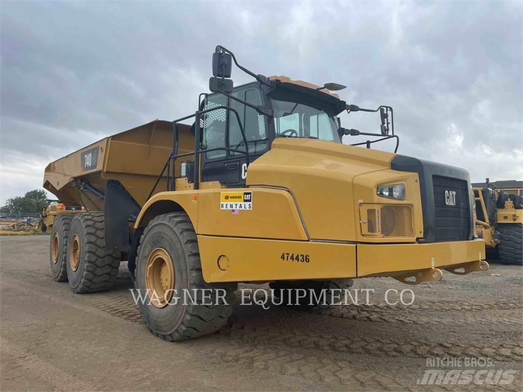 CAT 740GC Tombereau articulé