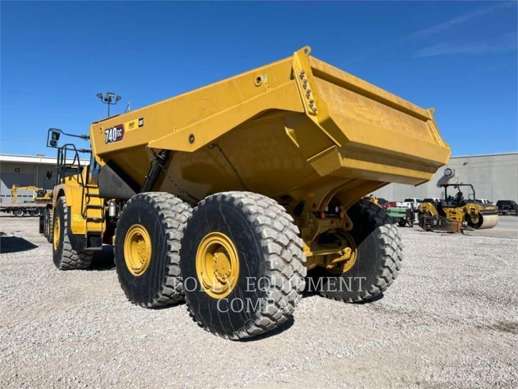 CAT 740GC-04 Tombereau articulé