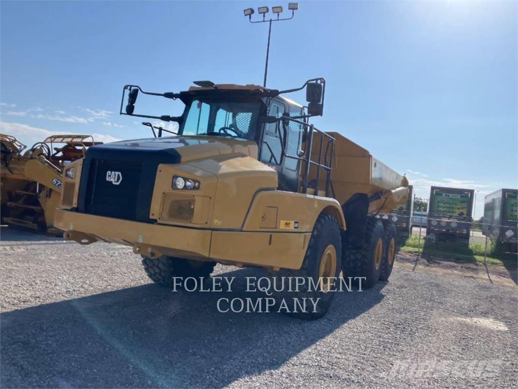 CAT 740GC-04 Tombereau articulé