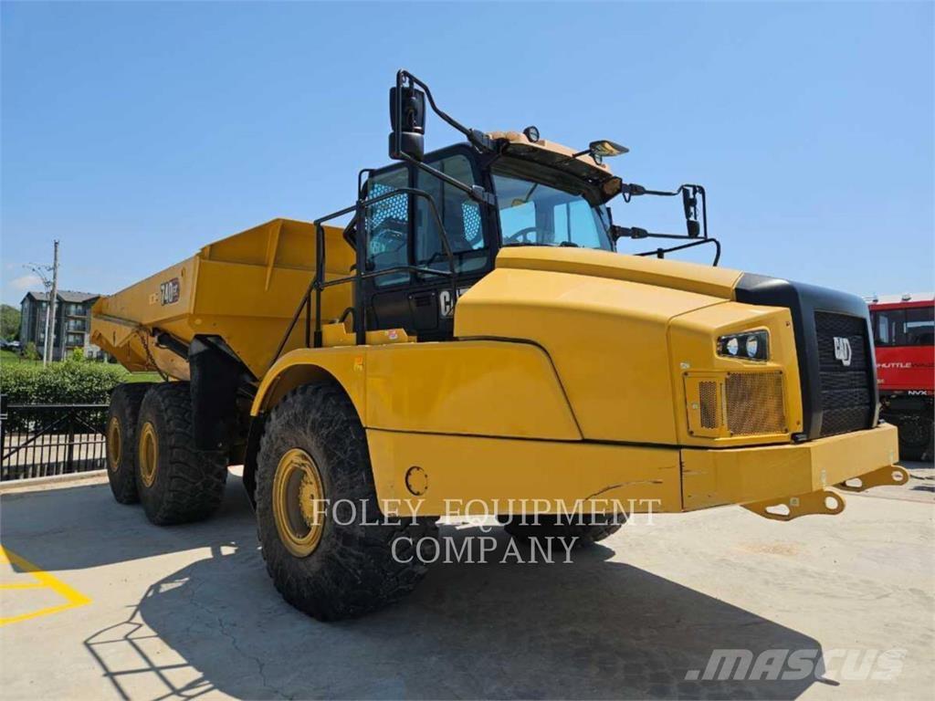 CAT 740GC-04 Tombereau articulé