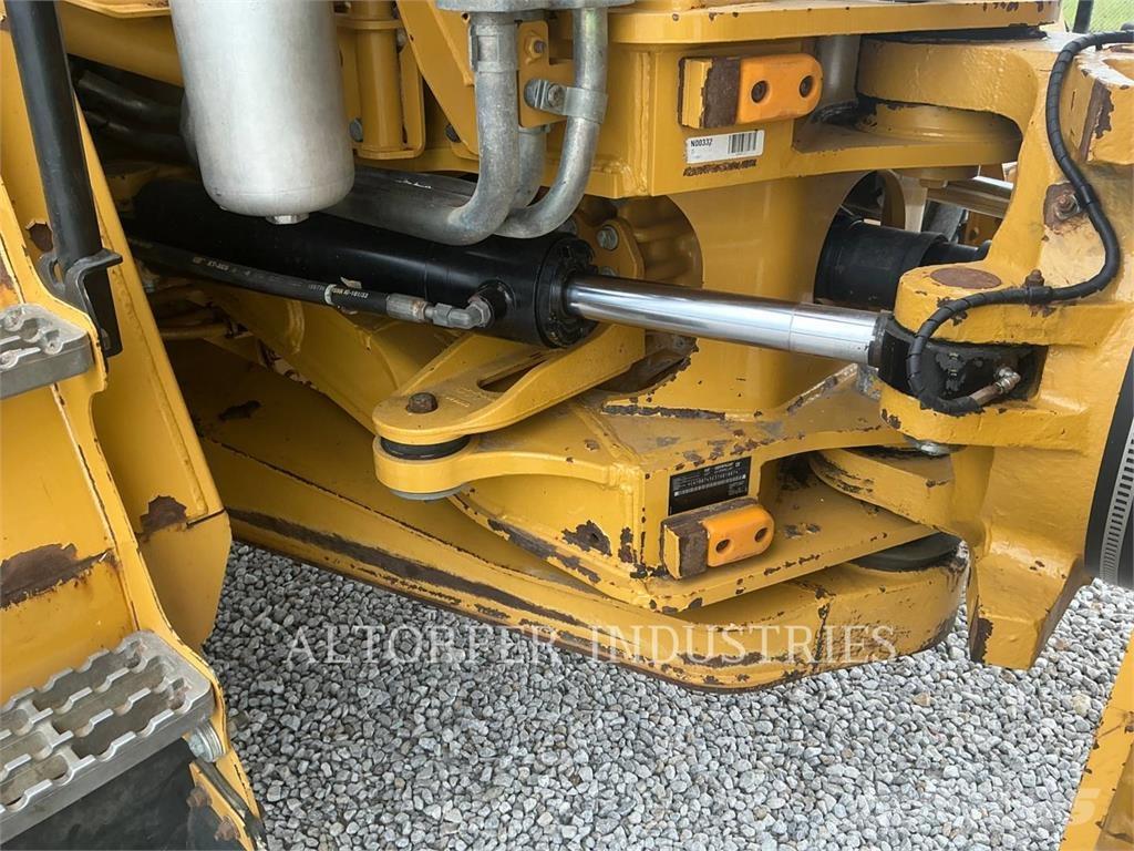 CAT 745 Tombereau articulé