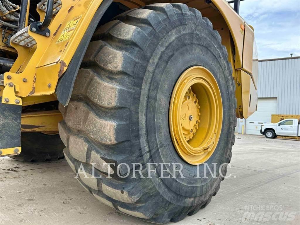 CAT 745 Tombereau articulé