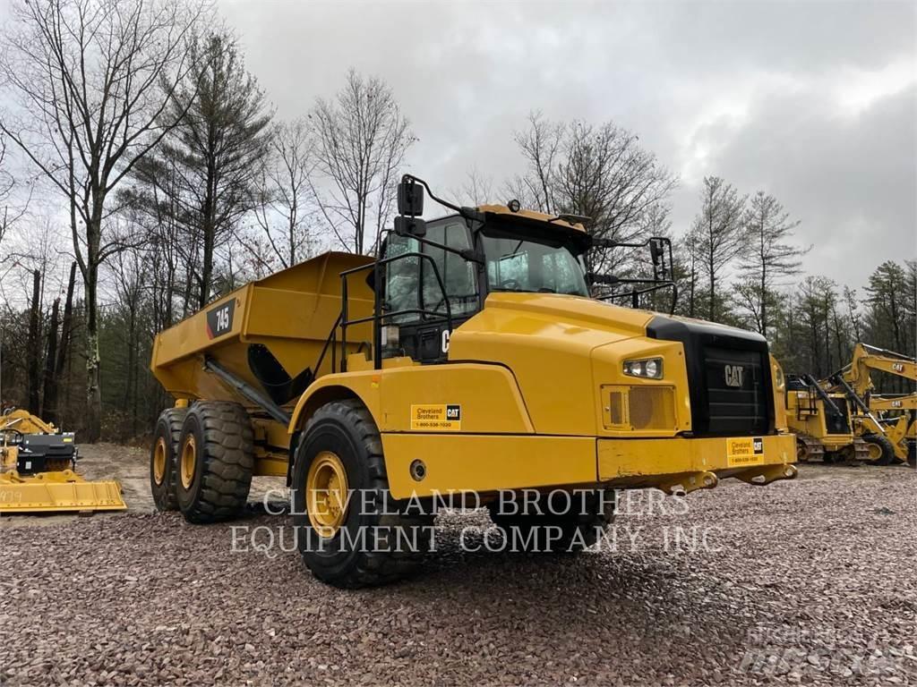 CAT 745 Tombereau articulé