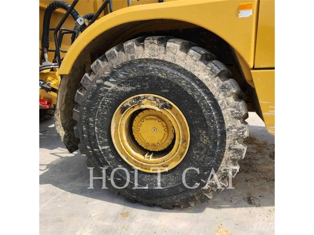 CAT 745 Tombereau articulé