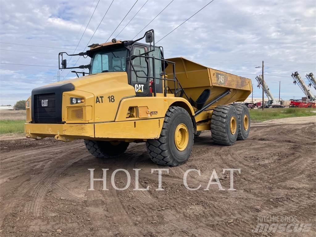 CAT 745 Tombereau articulé