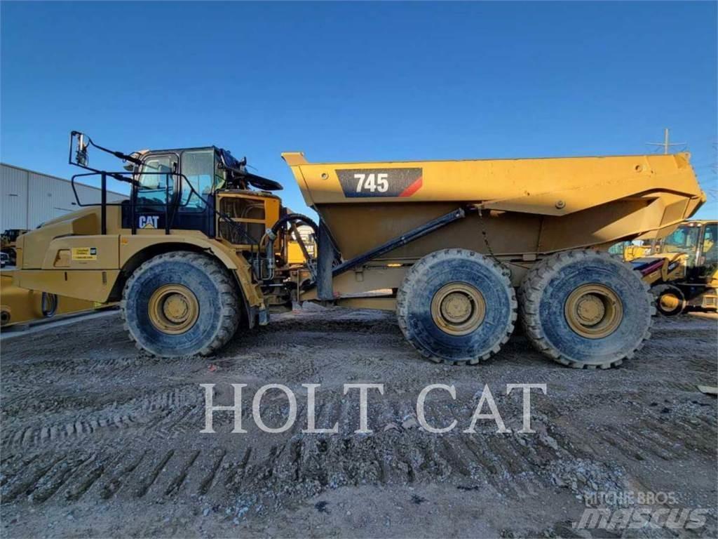 CAT 745 Tombereau articulé