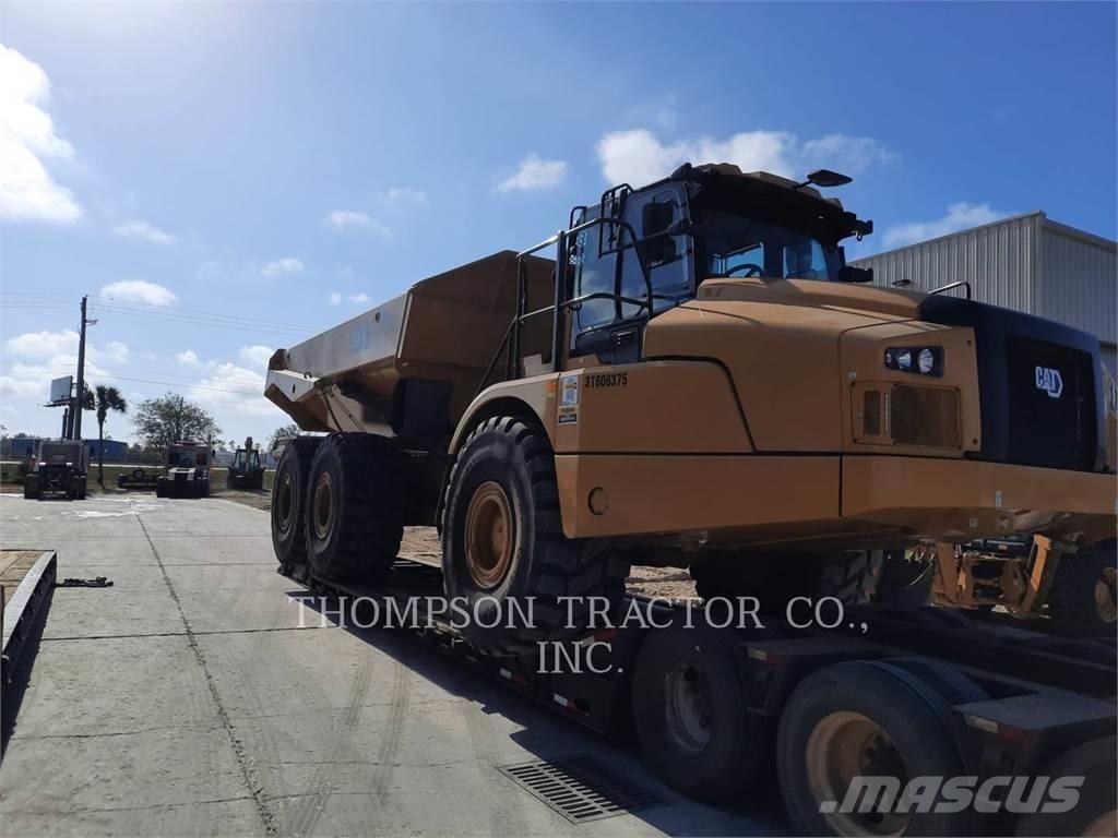 CAT 745 Tombereau articulé