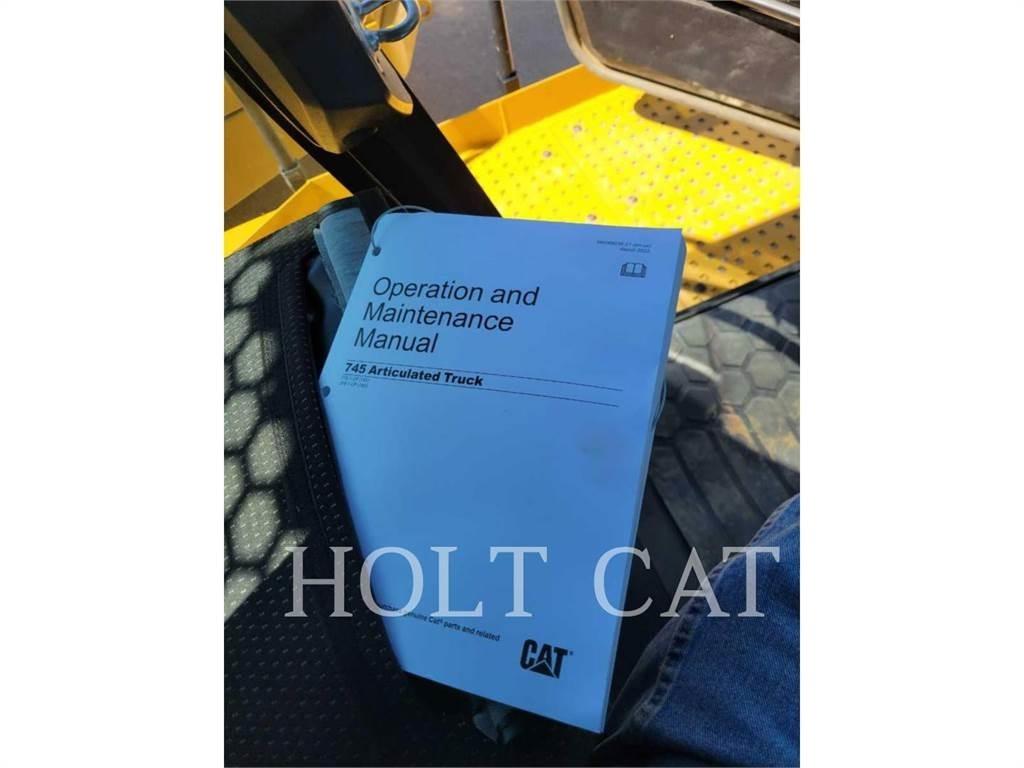 CAT 745 Tombereau articulé