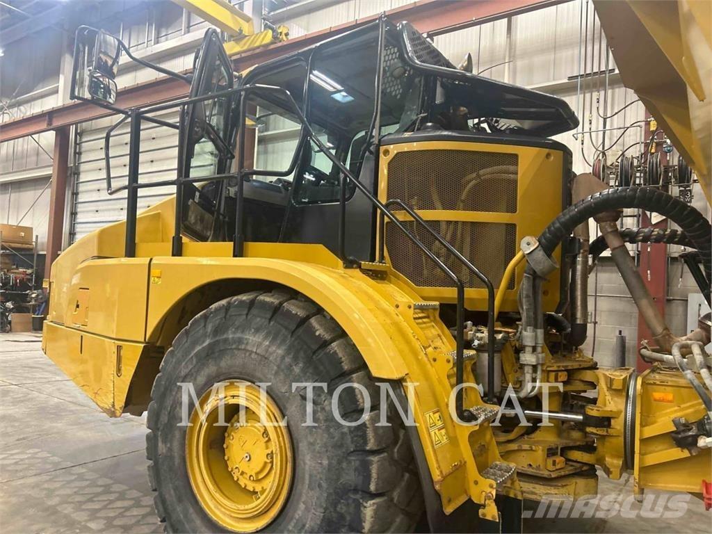 CAT 745 Tombereau articulé