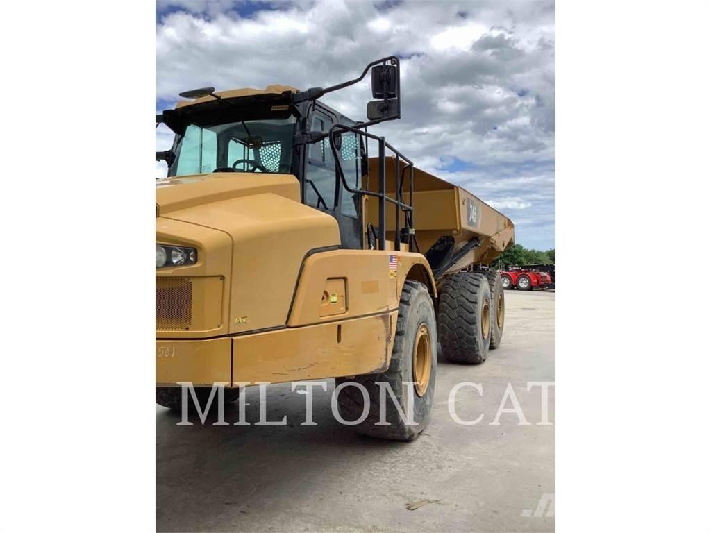 CAT 745 Tombereau articulé