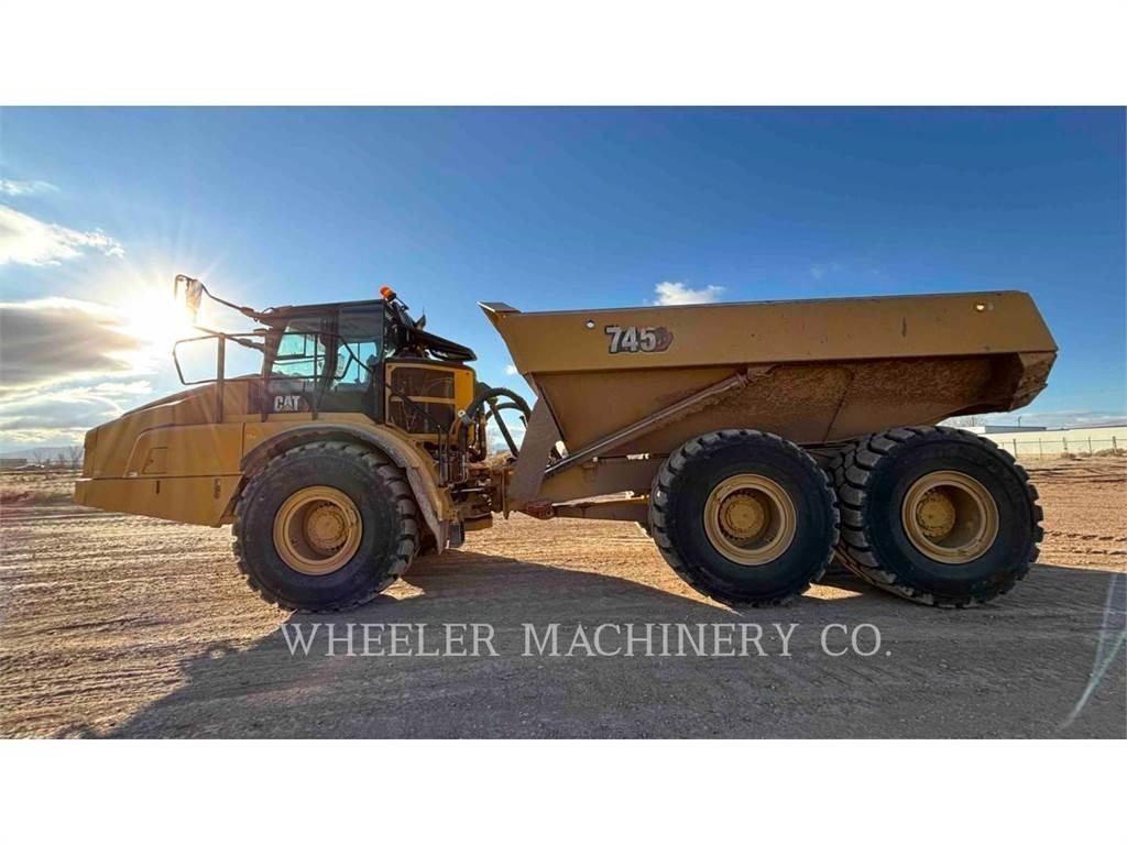 CAT 745 Tombereau articulé