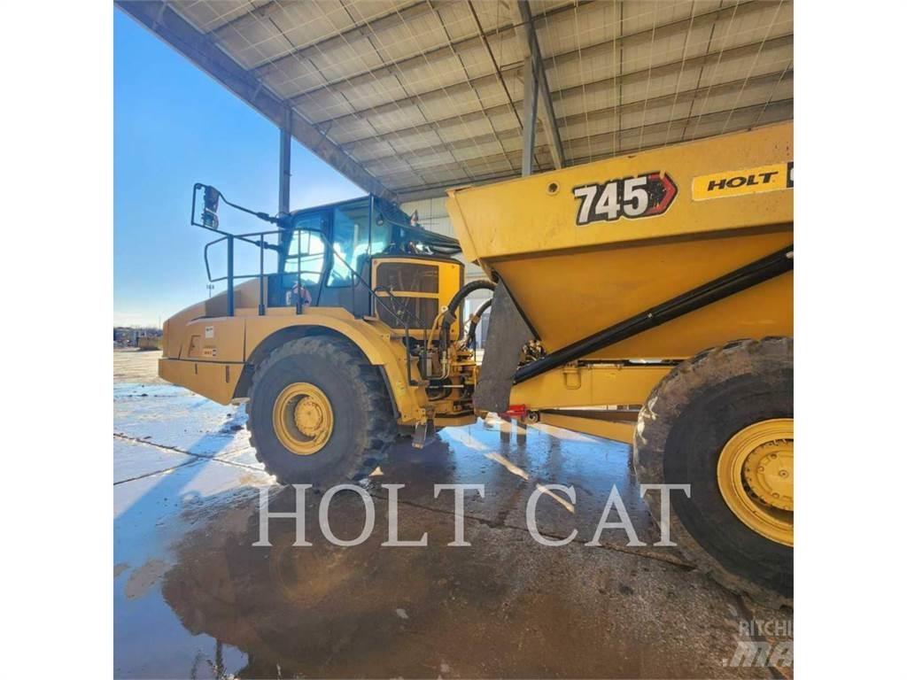 CAT 745 Tombereau articulé