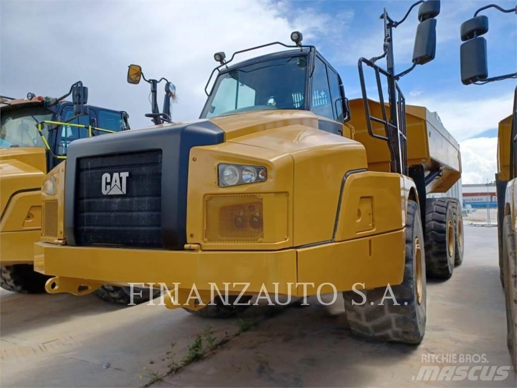 CAT 745 Tombereau articulé