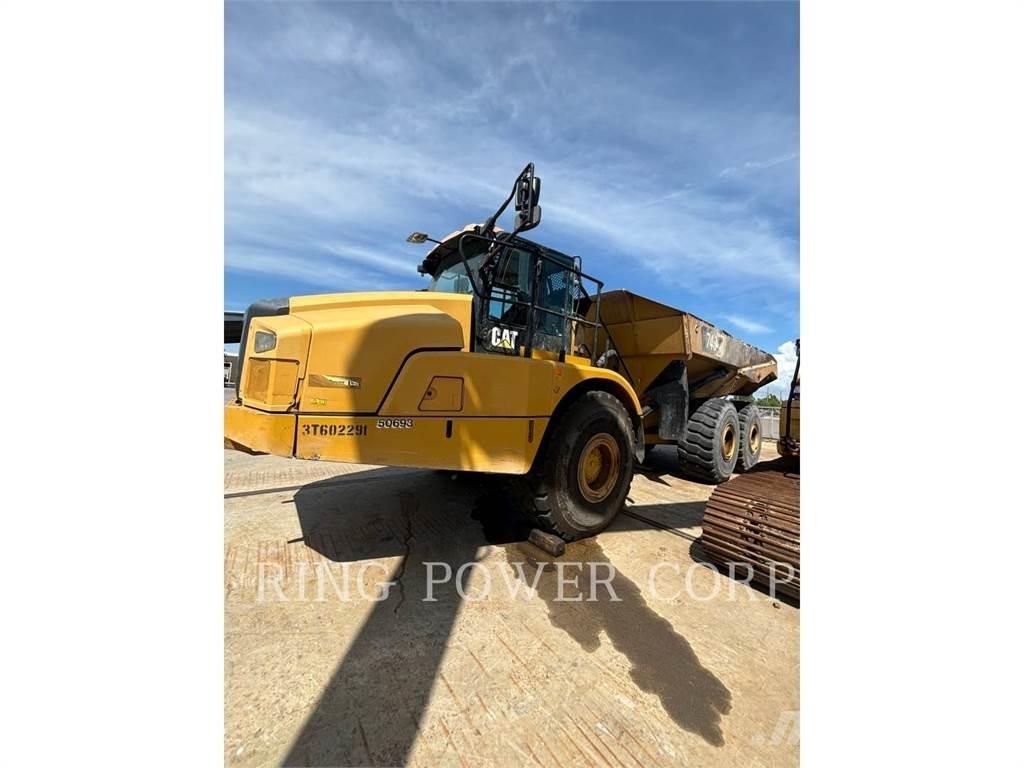 CAT 745 Tombereau articulé