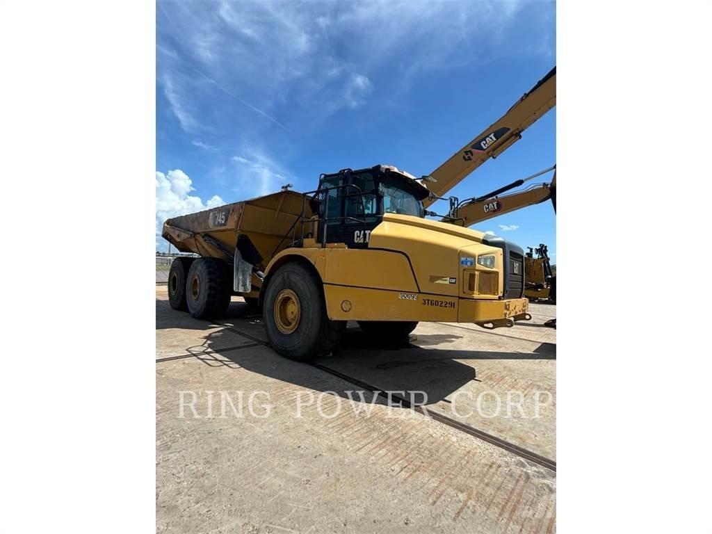 CAT 745 Tombereau articulé