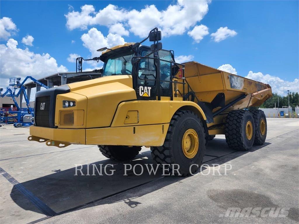 CAT 745 Tombereau articulé