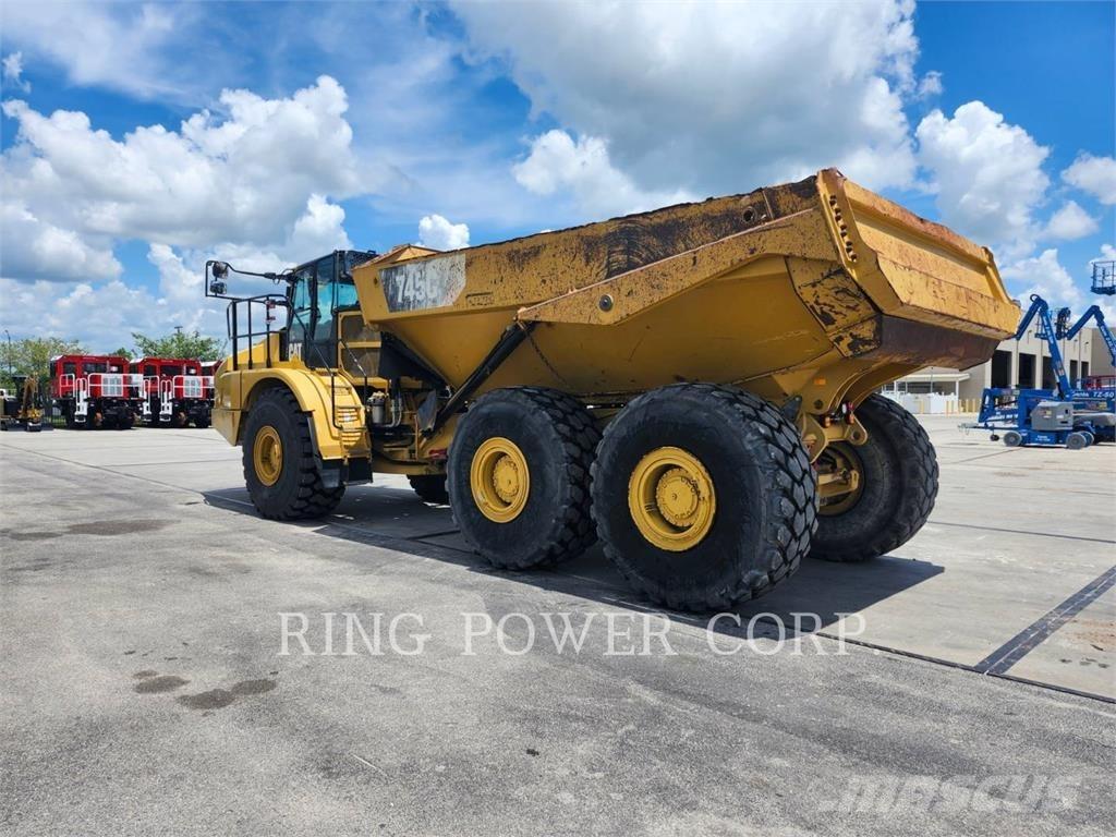 CAT 745 Tombereau articulé