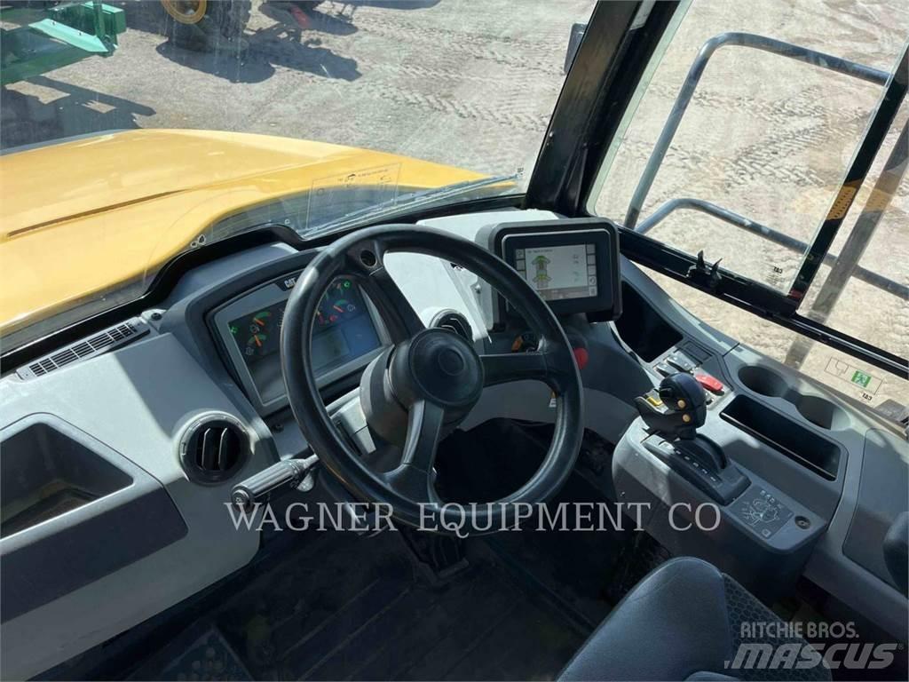 CAT 745 Tombereau articulé