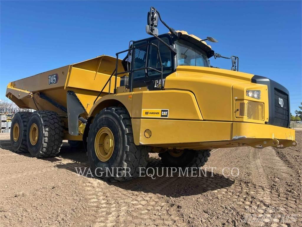 CAT 745 Tombereau articulé