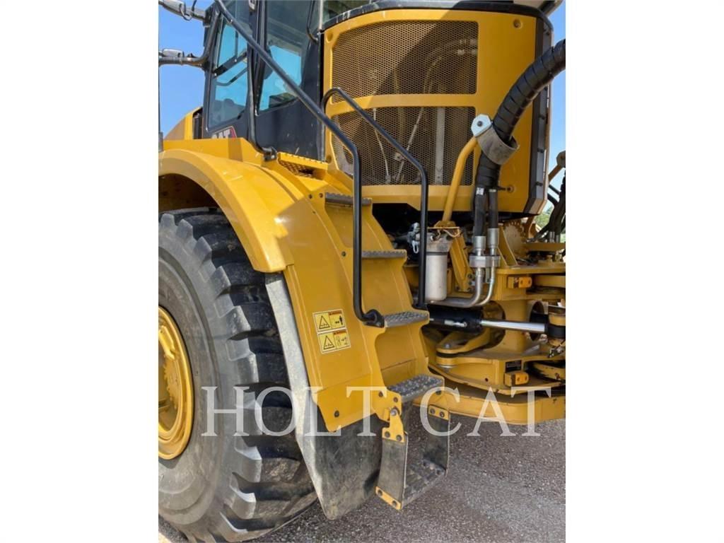 CAT 745 Tombereau articulé