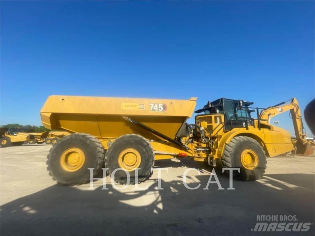 CAT 745 Tombereau articulé