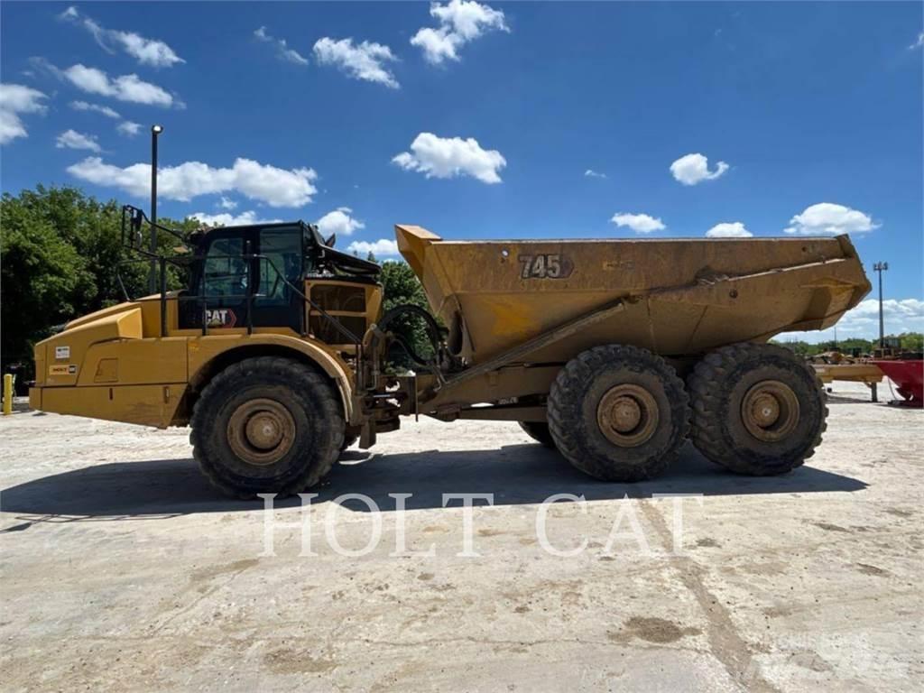CAT 745 Tombereau articulé