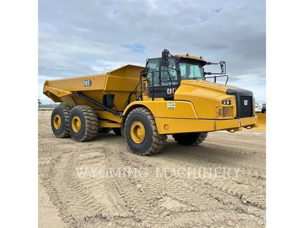CAT 745 Tombereau articulé