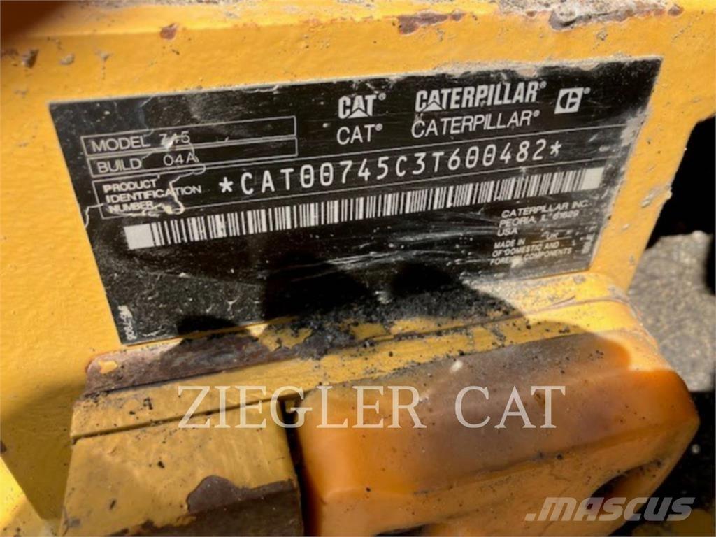 CAT 745 Tombereau articulé
