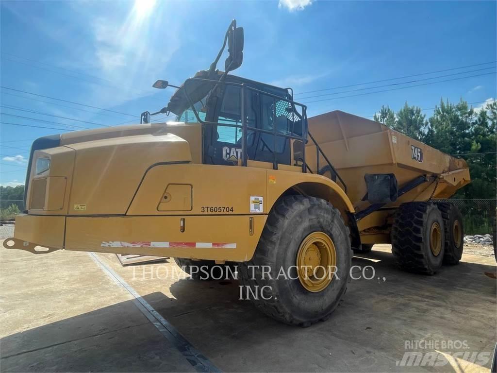 CAT 745 Tombereau articulé