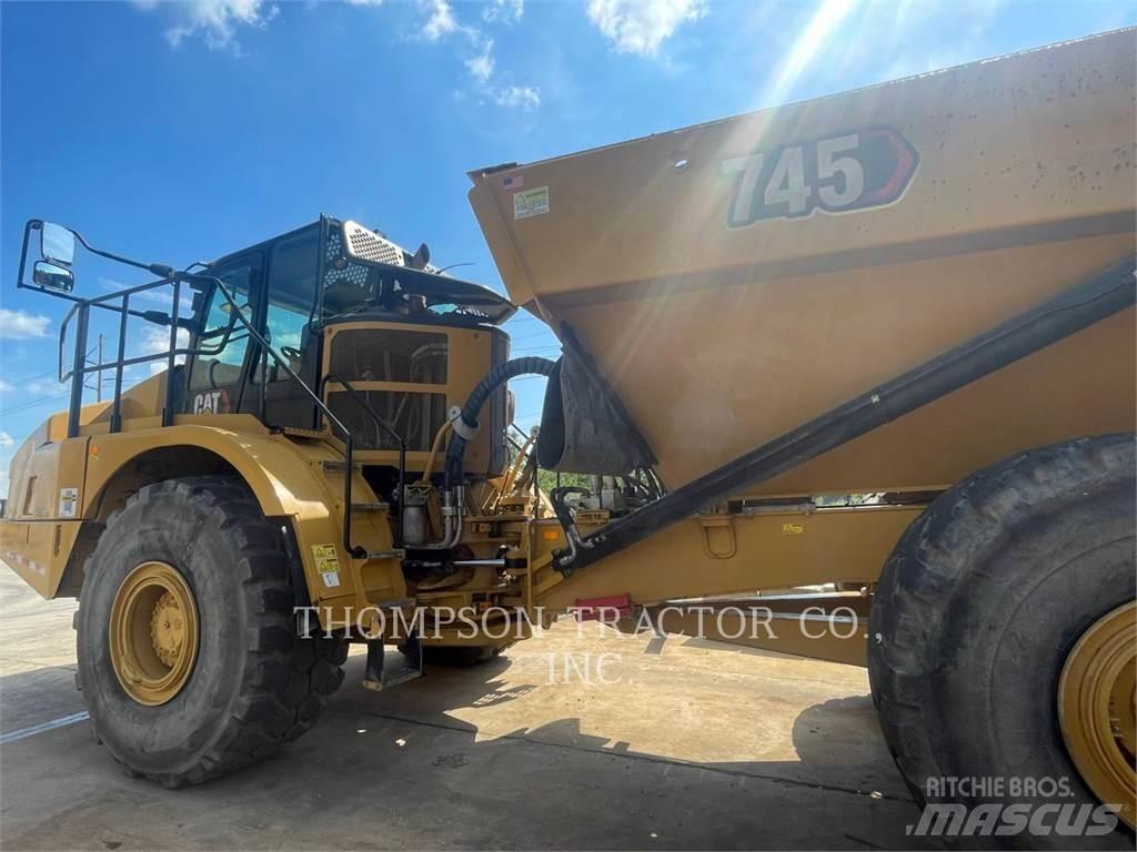 CAT 745 Tombereau articulé