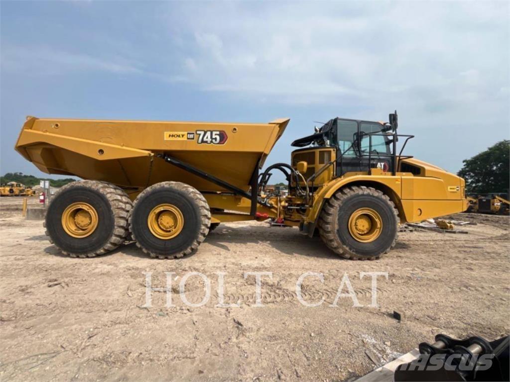 CAT 745 Tombereau articulé